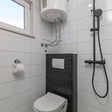 Apartament By The Sea - 24381 Pula